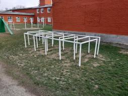 Открытый стадион широко профиля с элементами полосы препятствий